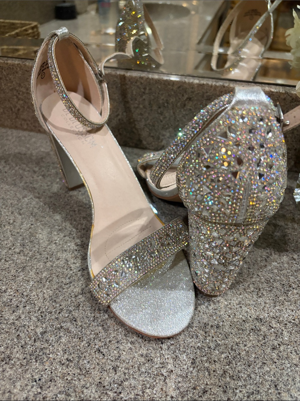 De Blossom Collection Silver Crystal Block Heel Sandals Size 11